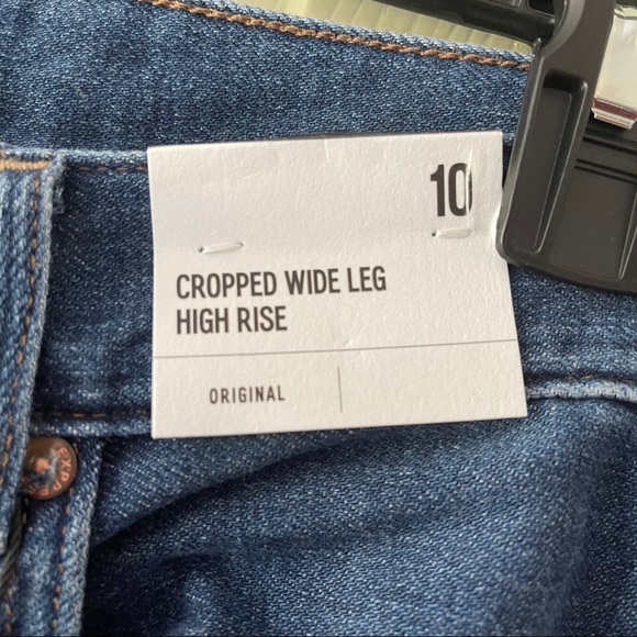 High Waisted Lightweight Cropped Wide Leg Jeans - Picture 6 of 6